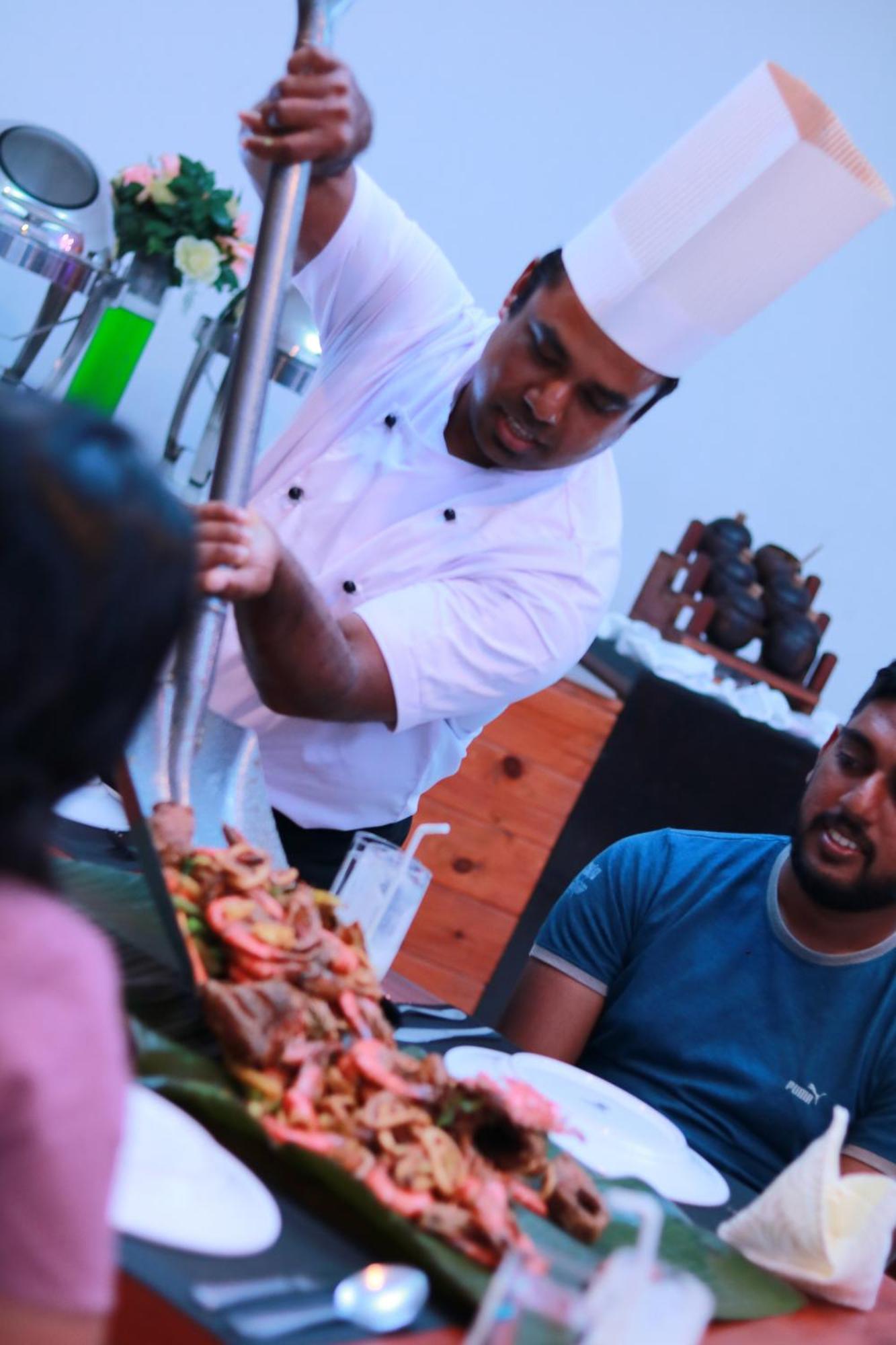 Jade Green Hotel Hambantota Kültér fotó