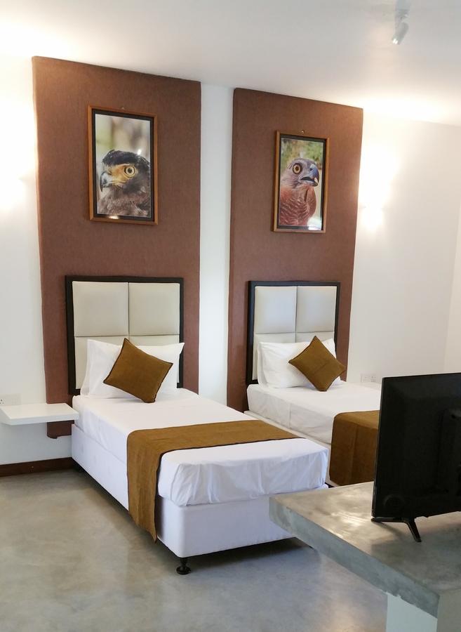 Jade Green Hotel Hambantota Kültér fotó