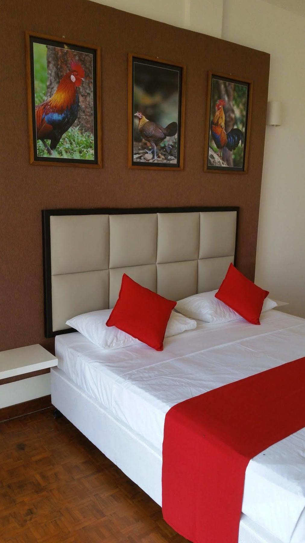 Jade Green Hotel Hambantota Kültér fotó